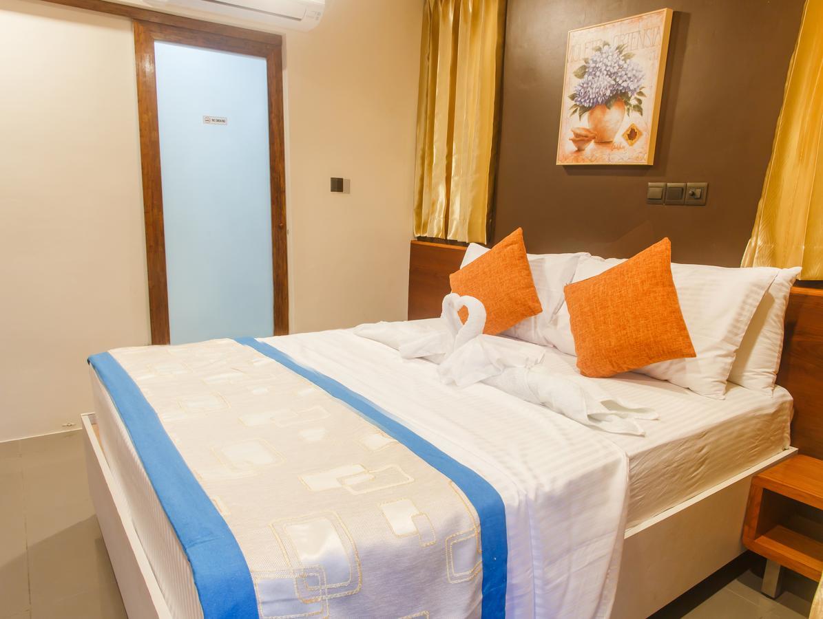 Club Blu Hotell Hulhumale Exteriör bild