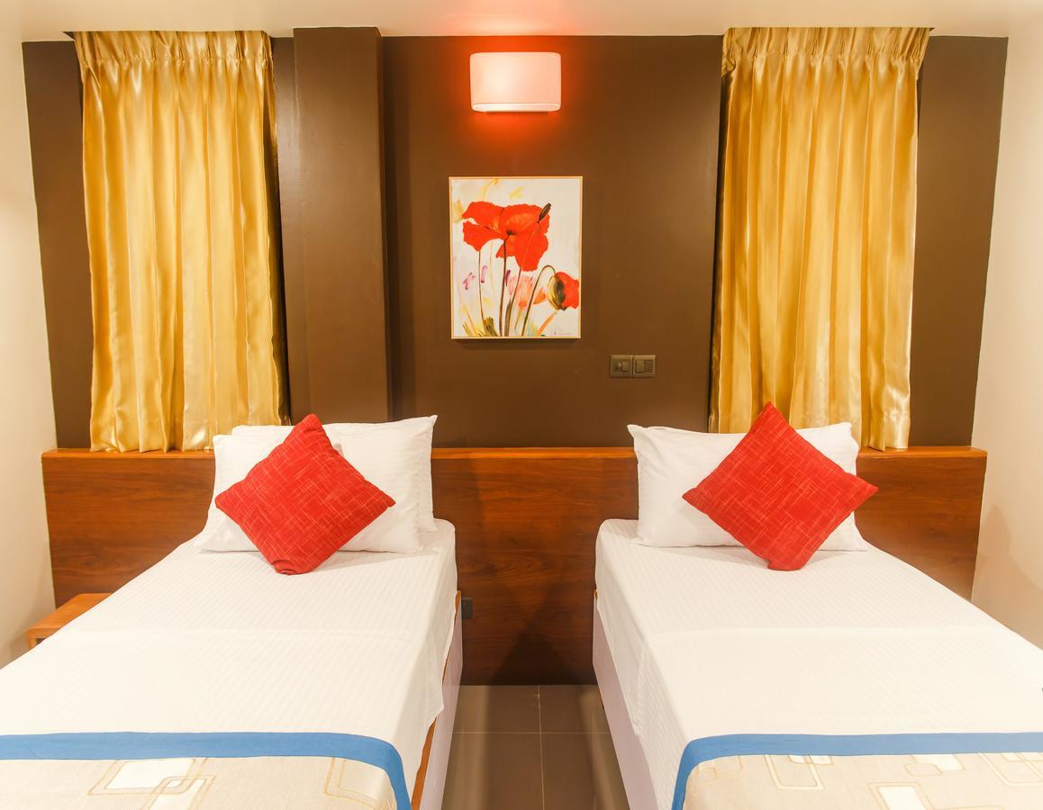Club Blu Hotell Hulhumale Exteriör bild